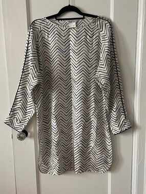 MaxMara Black and White Chevron Tunic